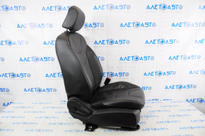 Пасажирське сидіння Ford Focus mk3 15-18 рест, з airbag, механіч, шкіра чорний, під чистку, подряпини