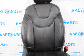 Пассажирское сидение Ford Focus mk3 15-18 рест, с airbag, механич, кожа черн, под чистку, царапины