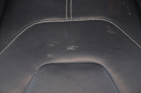 Пассажирское сидение Ford Focus mk3 15-18 рест, с airbag, механич, кожа черн, под чистку, царапины
