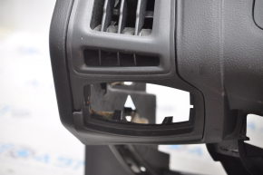 Торпедо передняя панель с AIRBAG Ford Focus mk3 15-18 рест черн, трещина в воздуховоде