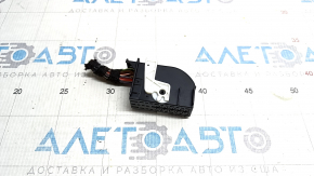 Фишка на Body Control Comfort Module Computer BCM Audi Q3 8U 15-18 черная