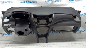 Торпедо передняя панель с AIRBAG Chevrolet Trax 17-20 черная