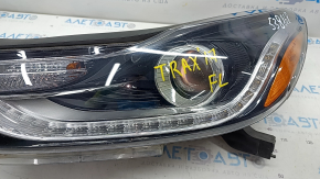 Фара передняя левая голая Chevrolet Trax 17-22 галоген + LED DRL, царапины, песок, полез лак