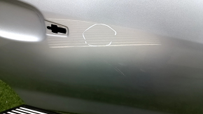Дверь голая передняя правая Chevrolet Trax 15-22 серебро WA636R, примята