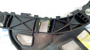 Крепление заднего бампера левое Hyundai Sonata 15-17 сломано крепление