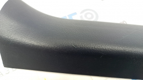 Накладка порога внутрішня передня ліва Toyota Camry v50 12-14 usa чорна, потерта