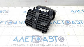 Дефлектор воздуховода центральной консоли Infiniti QX30 17-