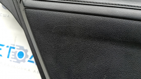 Обшивка двери карточка задняя левая Toyota Avalon 13-18 черная с черной вставкой, царапины