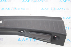 Накладка проема багажника Ford Escape MK3 16-19 царапины