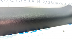 Накладка порога передняя левая внутр Lexus ES300h ES350 13-18 черная, потёрта