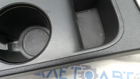 Накладка на центральну консоль підсклянник Hyundai Sonata 15-17 сіра, подряпини, тріщини