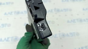 Gateway Diagnosis Interface Control Module Audi A6 C7 12-18 сломаны защелки