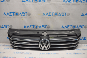 Решетка радиатора grill со значком VW Passat b7 12-15 USA надломы, песок, вздулся хром