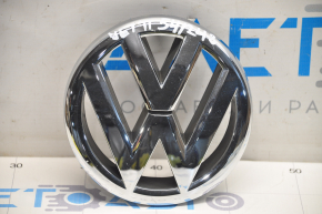 Емблема решітки радіатора VW Jetta 11-14 USA зламані кріплення, пісок