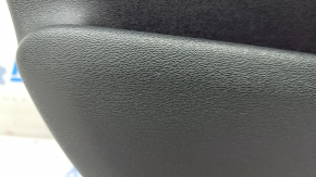 Обшивка двери карточка передняя левая Volvo XC90 16-22 кожа черная, вставка под дерево, сломано крепление, царапины