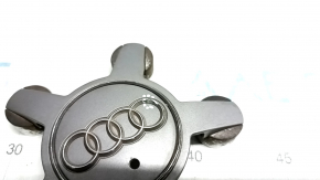 Центральний ковпачок на диск Audi A6 C7 12-18 127мм, скол