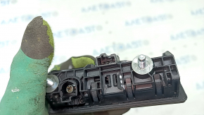 Кнопка відкриття дверей багажника Audi Q7 16-19 з камерою, зламаний корпус