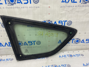 Форточка глухое стекло задняя правая Ford Escape MK3 13-19 мат царапины на стекле