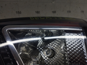 Ліхтар внутрішній кришка багажника правий Ford Escape MK3 17-19 рест, подряпини