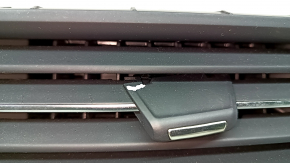 Дефлектор повітроводу передньої панелі правий у зборі Audi Q7 16-надлом