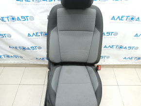 Пасажирське сидіння Ford Escape MK3 13-19 без airbag, механічне, ганчірка чорна-сіра, під хімчистку