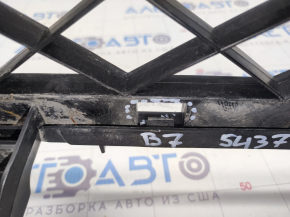 Кріплення переднього бампера VW Passat b7 12-15 USA зламані засувки, тріщина