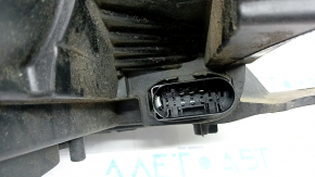 Фара передняя левая в сборе Ford Escape MK3 17-19 рест, галоген+led, светлая, полез лак, песок