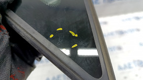 Форточка глухое стекло передняя левая Toyota Sienna 11-20 царапины на стекле