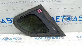 Форточка глухое стекло задняя правая Lexus CT200h 11-17 царапины на стекле