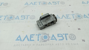 Клапан кондиционера Audi A4 B8 08-16