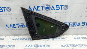 Форточка глухое стекло задняя правая Hyundai Santa FE Sport 13-18 хром, царапины на хроме