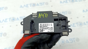 Резистор печі Audi A4 B8 08-16 тип1