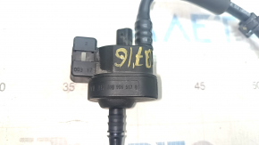 Клапан продування паливної пари Audi Q7 16- з трубкою