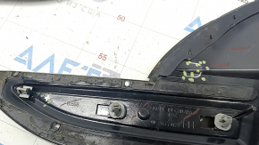 Молдинг эмблема крыла правый Chevrolet Volt 11-15 сломана направляющая и 1 крепление