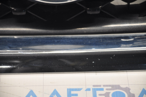 Решетка радиатора grill Nissan Pathfinder 13-16 дорест без камеры, сломано крепление, песок, царапины
