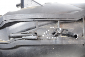Коллектор впускной верхняя часть Lexus ES350 07-12 сломан штуцер