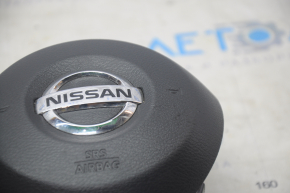 Подушка безопасности airbag в руль водительская Nissan Leaf 18-22 черная царапины