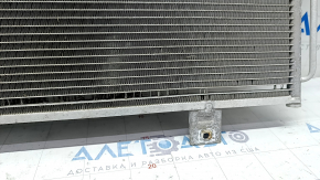 Радиатор кондиционера конденсер Mazda CX-5 17- посыпались соты, обломан болт крепления осушителя