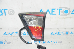 Ліхтар внутрішній кришка багажника лівий Ford Escape MK3 17-19 рест, повітря по кромці