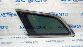 Форточка глухое стекло задняя левая Mazda CX-7 06-09 царапины на стекле, царапины на хроме, надрыв уплотнителя