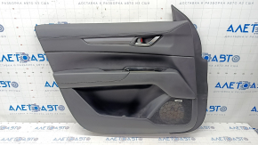 Обшивка двери карточка передняя левая Mazda CX-5 17- BOSE, с черной вставкой кожа, подлокотник кожа черный, надрыв
