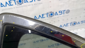 Форточка глухе скло ззаду права Mazda CX-9 16- хром подряпини на хромі, подряпини на склі