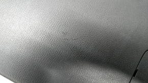 Обшивка дверей багажника нижня Mazda CX-5 17- чорна, подряпини