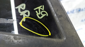 Квапка глухе скло задня права Subaru b9 Tribeca подряпини на склі