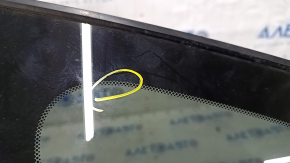 Форточка глухое стекло задняя правая Infiniti QX50 19- царапины на хроме, царапины на стекле