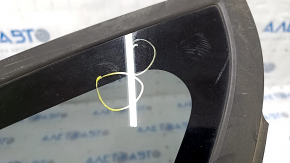 Форточка глухое стекло задняя правая Nissan Murano z50 03-08 царапины на стекле