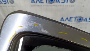 Форточка глухое стекло задняя правая Nissan Rogue 14-20 царапины на хроме, царапины на стекле
