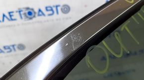 Форточка глухое стекло задняя правая Subaru Outback 15-19 черный оттенок, царапины на хроме