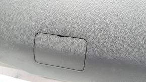 Обшивка двери багажника низ Toyota Venza 21- черная, царапины