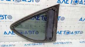 Форточка глухое стекло задняя левая Subaru b9 Tribeca царапины на стекле, отсутствует фрагмент молдинга